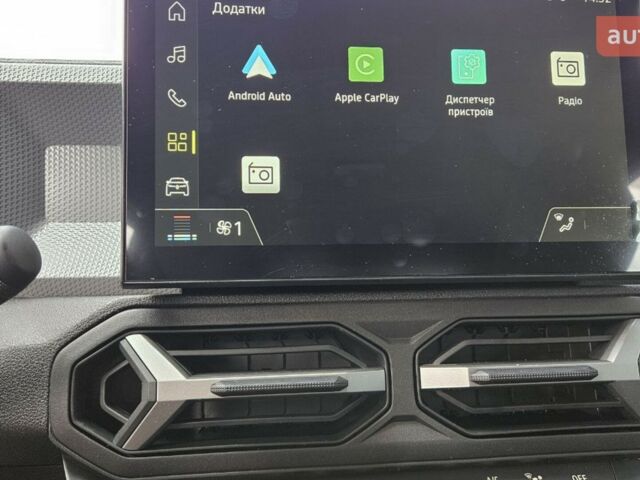 Рено Дастер, об'ємом двигуна 1.33 л та пробігом 0 тис. км за 24703 $, фото 14 на Automoto.ua