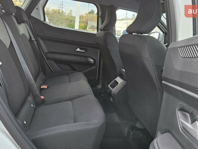 Рено Дастер, объемом двигателя 1.5 л и пробегом 0 тыс. км за 25865 $, фото 23 на Automoto.ua