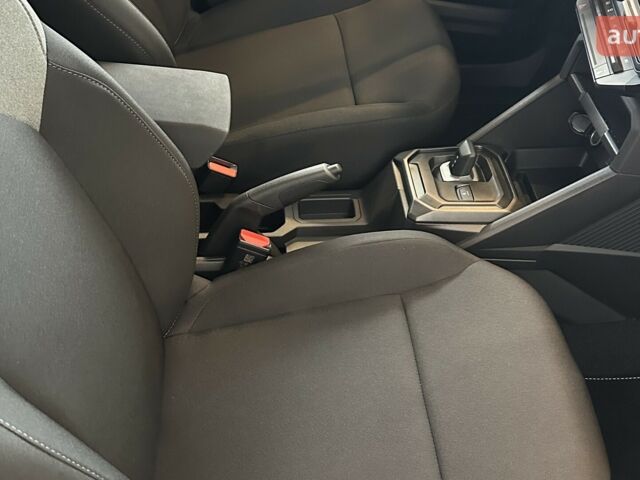 Рено Дастер, об'ємом двигуна 1.33 л та пробігом 0 тис. км за 26306 $, фото 2 на Automoto.ua