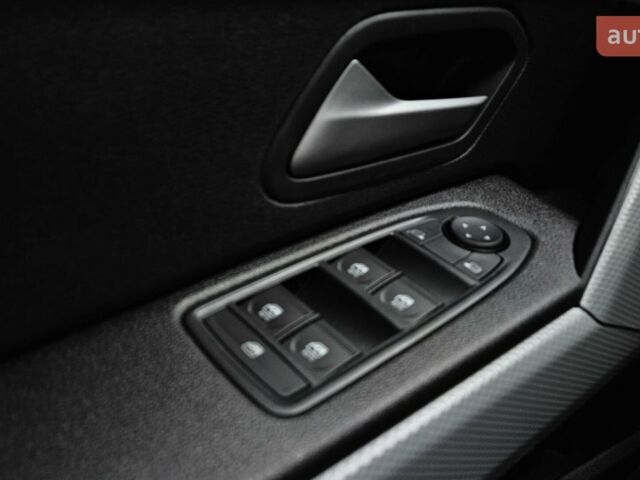 Рено Дастер, об'ємом двигуна 1.33 л та пробігом 0 тис. км за 25679 $, фото 19 на Automoto.ua