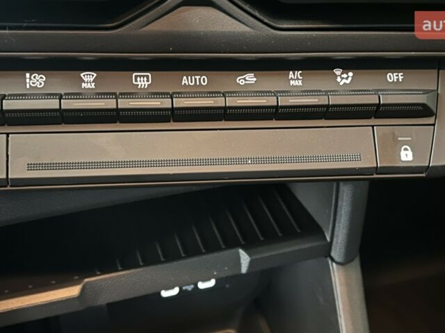 купить новое авто Рено Дастер 2025 года от официального дилера ООО«Торговий дім «Фаворит – Авто» Рено фото