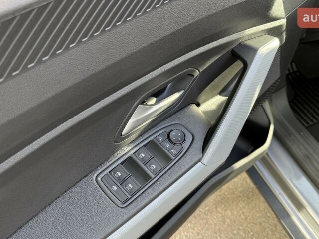 купить новое авто Рено Дастер 2025 года от официального дилера Автоцентр AUTO.RIA Рено фото