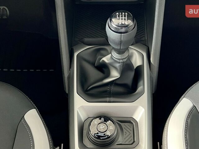 Рено Дастер, об'ємом двигуна 1.2 л та пробігом 0 тис. км за 29357 $, фото 11 на Automoto.ua