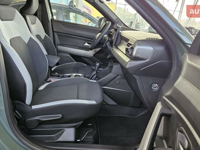 Рено Дастер, объемом двигателя 1.2 л и пробегом 0 тыс. км за 27595 $, фото 16 на Automoto.ua