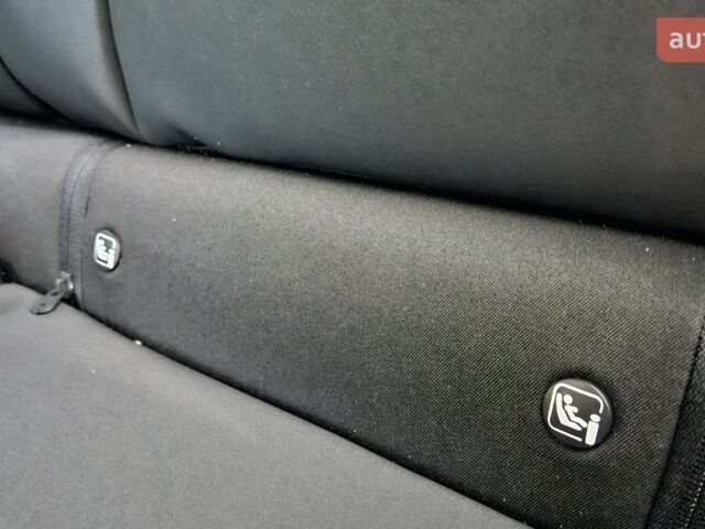 Рено Дастер, об'ємом двигуна 1.2 л та пробігом 0 тис. км за 28219 $, фото 20 на Automoto.ua