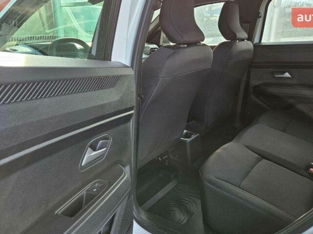 Рено Дастер, об'ємом двигуна 1.5 л та пробігом 0 тис. км за 23748 $, фото 24 на Automoto.ua