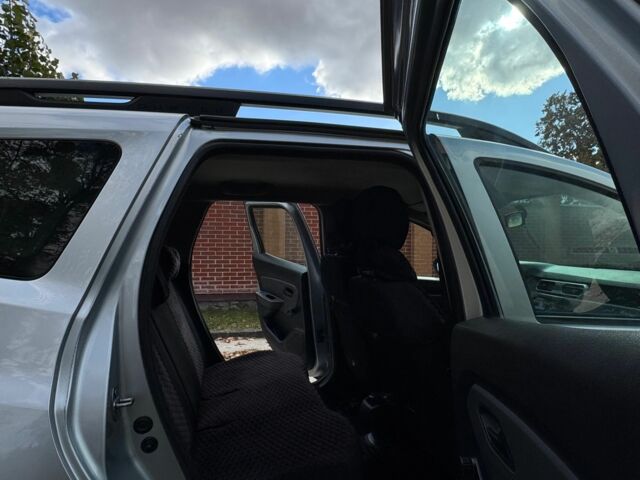 Рено Дастер 2021 в Сумах на Automoto.ua Серый Рено Дастер, объемом двигателя 1.5 л и пробегом 160 тыс. км за 16000 $, фото 9 на Automoto.ua