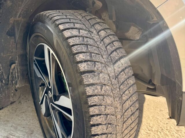 Рено Дастер 2021 в Сумах на Automoto.ua Серый Рено Дастер, объемом двигателя 1.5 л и пробегом 160 тыс. км за 16000 $, фото 23 на Automoto.ua