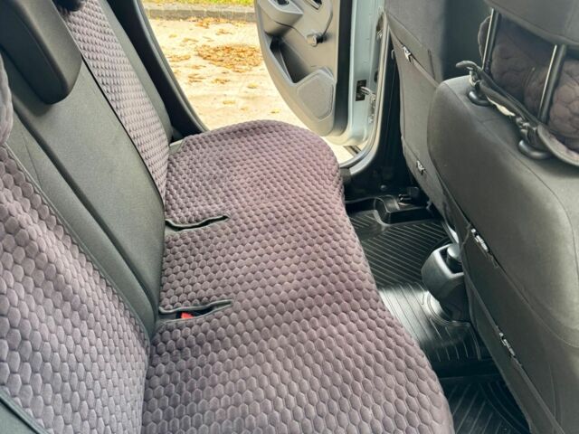 Рено Дастер 2021 в Сумах на Automoto.ua Серый Рено Дастер, объемом двигателя 1.5 л и пробегом 160 тыс. км за 16000 $, фото 8 на Automoto.ua