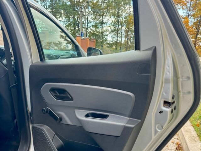 Рено Дастер 2021 в Сумах на Automoto.ua Серый Рено Дастер, объемом двигателя 1.5 л и пробегом 160 тыс. км за 16000 $, фото 10 на Automoto.ua