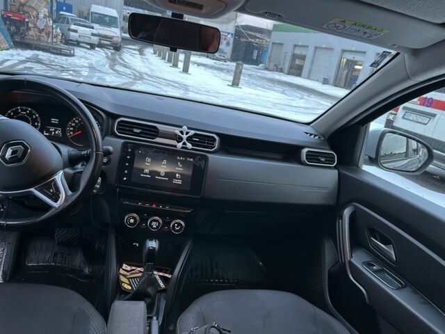 Серый Рено Дастер, объемом двигателя 1.5 л и пробегом 130 тыс. км за 18500 $, фото 9 на Automoto.ua