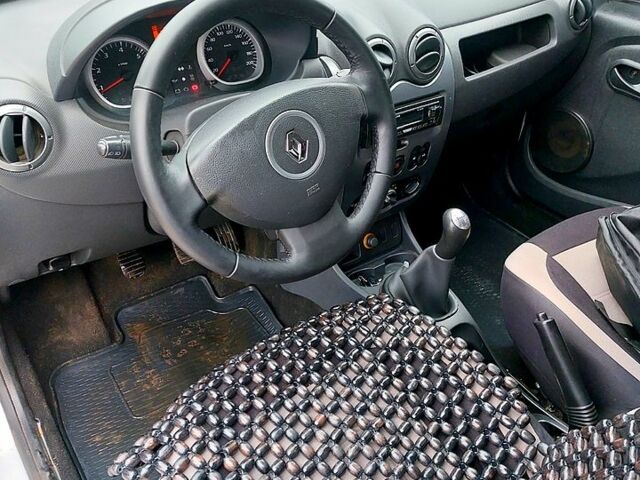 Серый Рено Дастер, объемом двигателя 1.5 л и пробегом 0 тыс. км за 7500 $, фото 4 на Automoto.ua