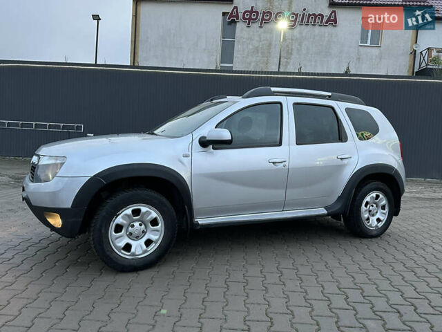 Серый Рено Дастер, объемом двигателя 1.6 л и пробегом 140 тыс. км за 8700 $, фото 12 на Automoto.ua