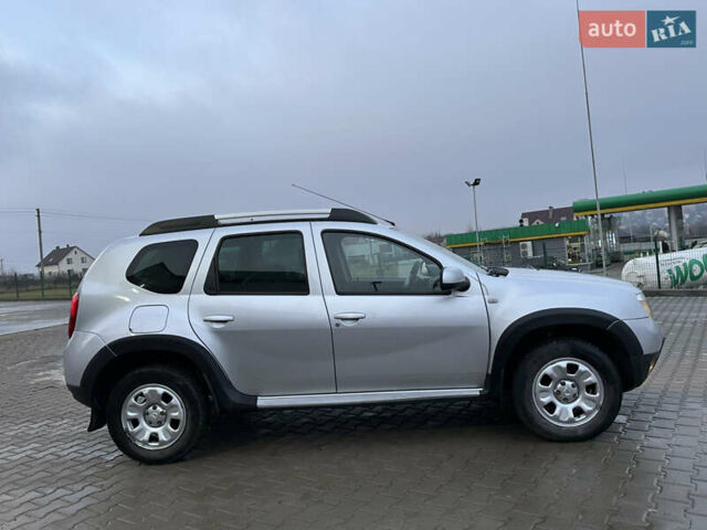 Серый Рено Дастер, объемом двигателя 1.6 л и пробегом 140 тыс. км за 10369 $, фото 23 на Automoto.ua