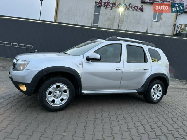 Серый Рено Дастер, объемом двигателя 1.6 л и пробегом 140 тыс. км за 10369 $, фото 7 на Automoto.ua