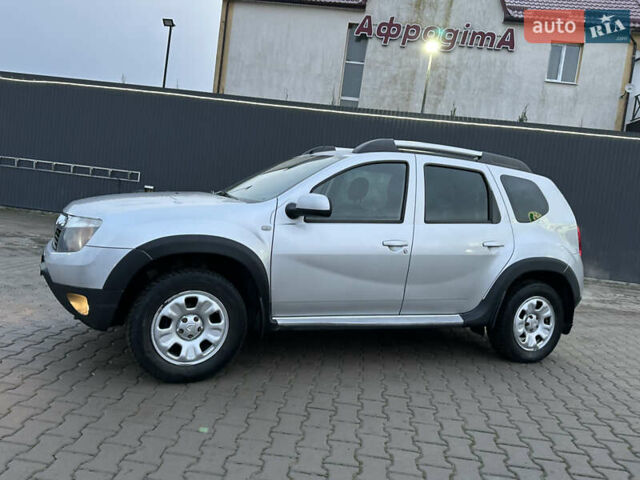 Серый Рено Дастер, объемом двигателя 1.6 л и пробегом 140 тыс. км за 10369 $, фото 1 на Automoto.ua