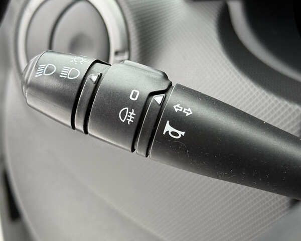 Сірий Рено Дастер, об'ємом двигуна 1.6 л та пробігом 90 тис. км за 6200 $, фото 30 на Automoto.ua