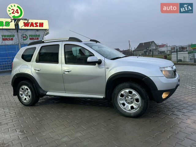 Серый Рено Дастер, объемом двигателя 1.6 л и пробегом 140 тыс. км за 10369 $, фото 18 на Automoto.ua