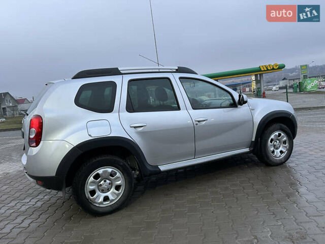 Серый Рено Дастер, объемом двигателя 1.6 л и пробегом 140 тыс. км за 10369 $, фото 19 на Automoto.ua