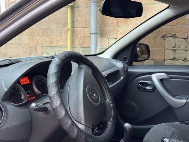 Сірий Рено Дастер, об'ємом двигуна 1.5 л та пробігом 201 тис. км за 8400 $, фото 5 на Automoto.ua