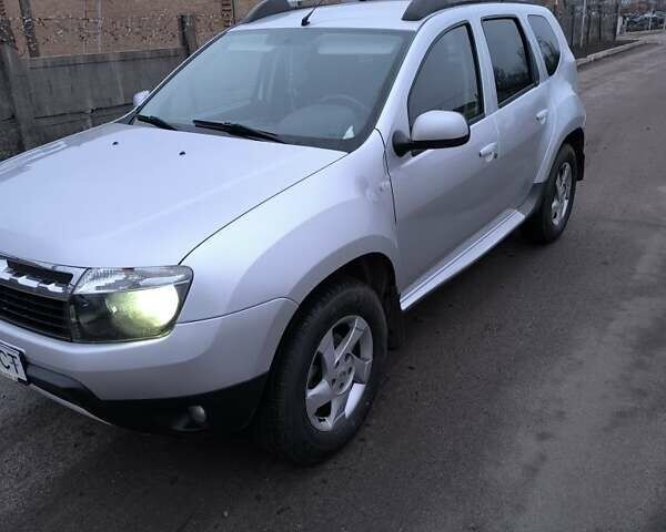 Серый Рено Дастер, объемом двигателя 1.6 л и пробегом 166 тыс. км за 10200 $, фото 5 на Automoto.ua