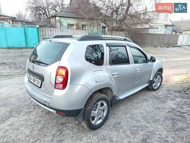 Серый Рено Дастер, объемом двигателя 1.6 л и пробегом 90 тыс. км за 9800 $, фото 2 на Automoto.ua