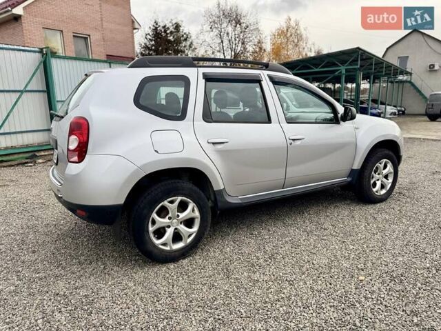 Рено Дастер 2011 в Сумах на Automoto.ua Серый Рено Дастер, объемом двигателя 1.6 л и пробегом 137 тыс. км за 8499 $, фото 8 на Automoto.ua