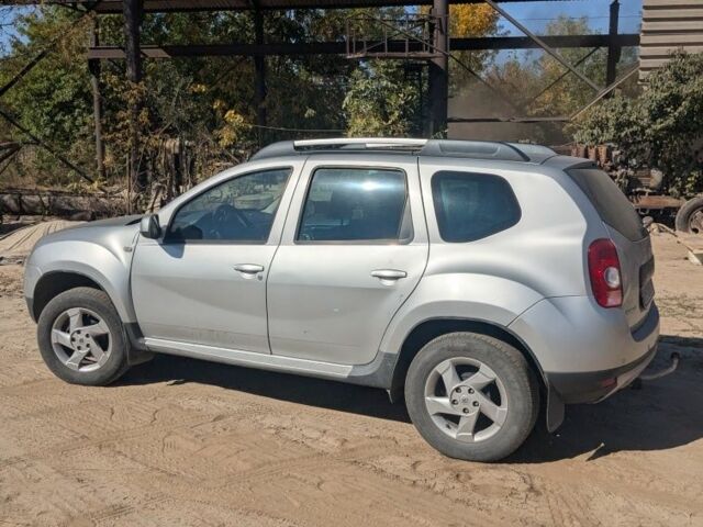 Серый Рено Дастер, объемом двигателя 1.6 л и пробегом 88 тыс. км за 8300 $, фото 2 на Automoto.ua