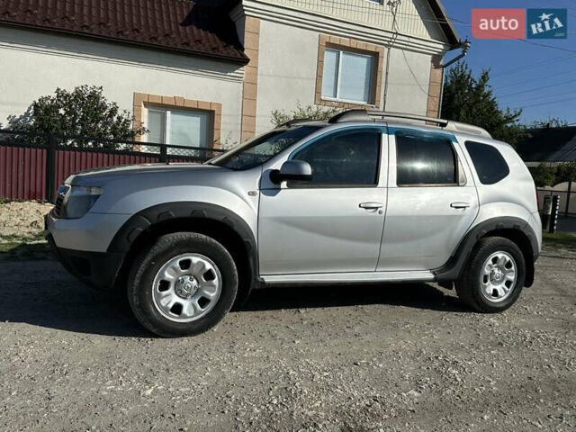 Сірий Рено Дастер, об'ємом двигуна 1.6 л та пробігом 115 тис. км за 8900 $, фото 19 на Automoto.ua
