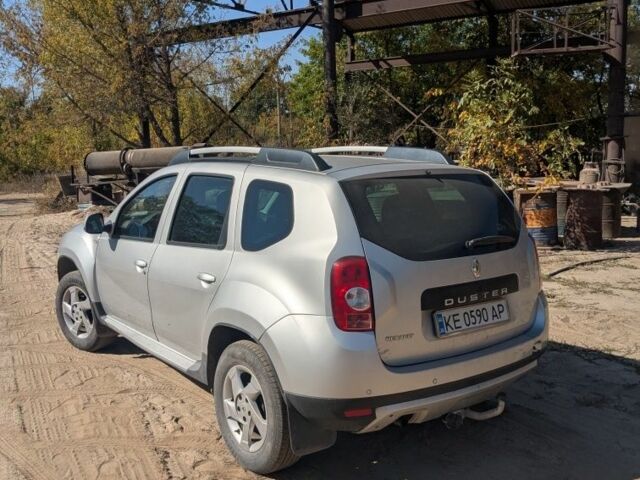 Серый Рено Дастер, объемом двигателя 1.6 л и пробегом 88 тыс. км за 8300 $, фото 5 на Automoto.ua