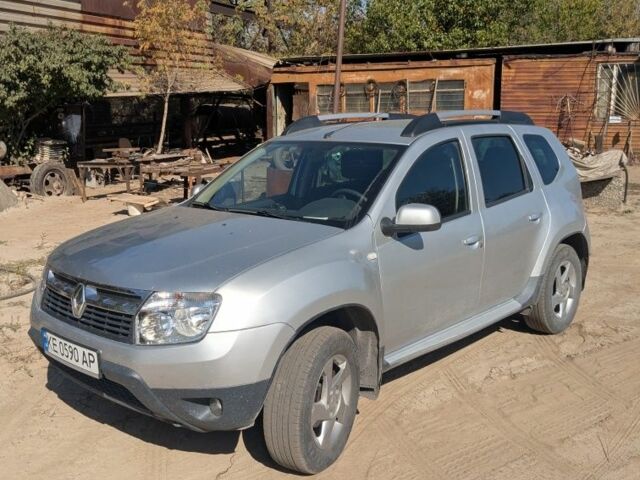 Серый Рено Дастер, объемом двигателя 1.6 л и пробегом 88 тыс. км за 8300 $, фото 1 на Automoto.ua