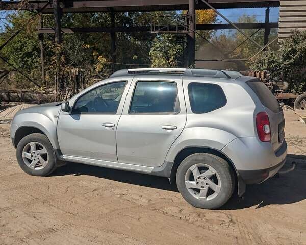Рено Дастер 2011 в Павлограде на Automoto.ua Серый Рено Дастер, объемом двигателя 1.6 л и пробегом 86 тыс. км за 8400 $, фото 4 на Automoto.ua