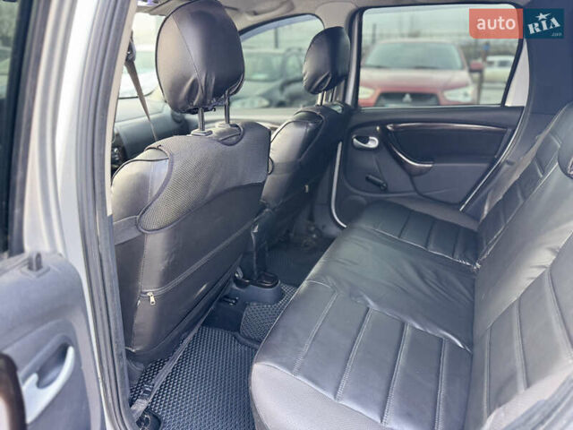 Серый Рено Дастер, объемом двигателя 1.6 л и пробегом 103 тыс. км за 9700 $, фото 38 на Automoto.ua