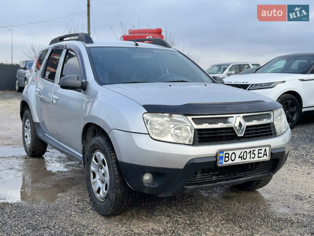 Серый Рено Дастер, объемом двигателя 1.6 л и пробегом 103 тыс. км за 9700 $, фото 20 на Automoto.ua