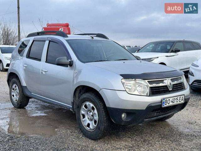 Серый Рено Дастер, объемом двигателя 1.6 л и пробегом 103 тыс. км за 9700 $, фото 19 на Automoto.ua