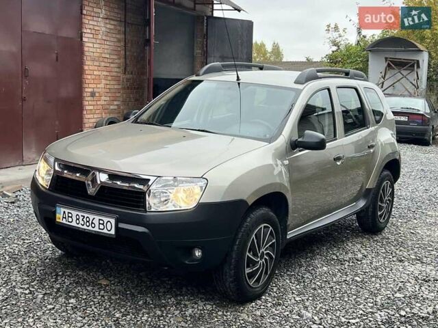 Рено Дастер 2012 у Вінниці на Automoto.ua Сірий Рено Дастер, об'ємом двигуна 1.6 л та пробігом 99 тис. км за 8700 $, фото 1 на Automoto.ua