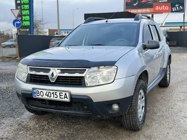 Серый Рено Дастер, объемом двигателя 1.6 л и пробегом 103 тыс. км за 9700 $, фото 2 на Automoto.ua