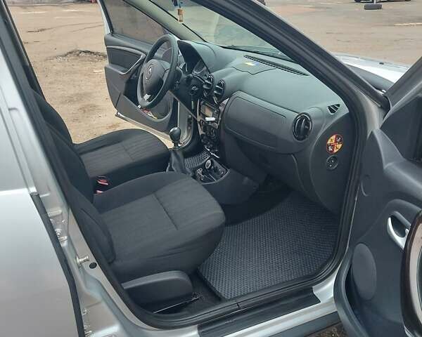 Серый Рено Дастер, объемом двигателя 1.6 л и пробегом 223 тыс. км за 8400 $, фото 10 на Automoto.ua