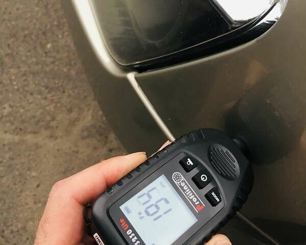 Рено Дастер 2012 в Киеве на Automoto.ua Серый Рено Дастер, объемом двигателя 1.6 л и пробегом 240 тыс. км за 8800 $, фото 13 на Automoto.ua