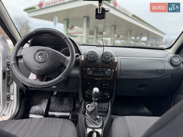 Сірий Рено Дастер, об'ємом двигуна 1.46 л та пробігом 285 тис. км за 8700 $, фото 12 на Automoto.ua