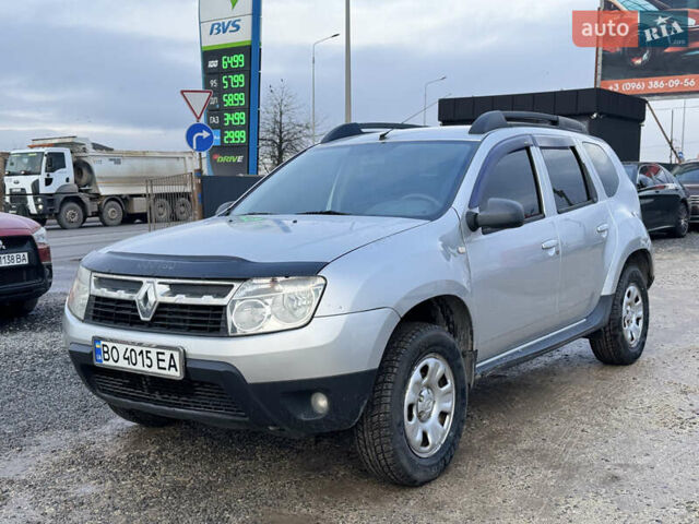 Серый Рено Дастер, объемом двигателя 1.6 л и пробегом 103 тыс. км за 9700 $, фото 3 на Automoto.ua