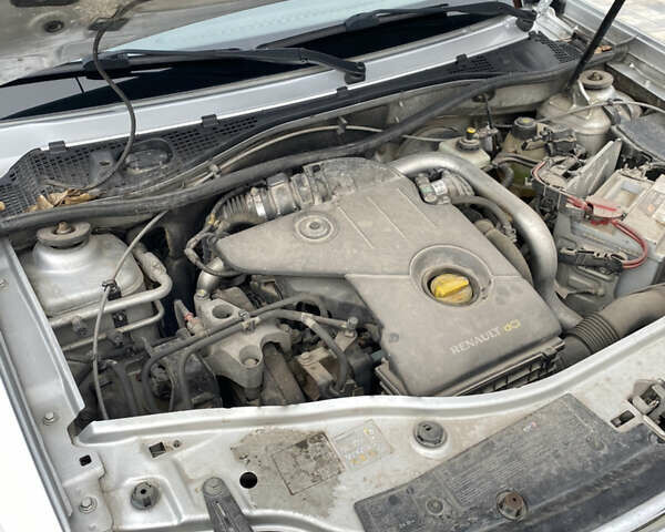 Сірий Рено Дастер, об'ємом двигуна 1.45 л та пробігом 132 тис. км за 9950 $, фото 10 на Automoto.ua