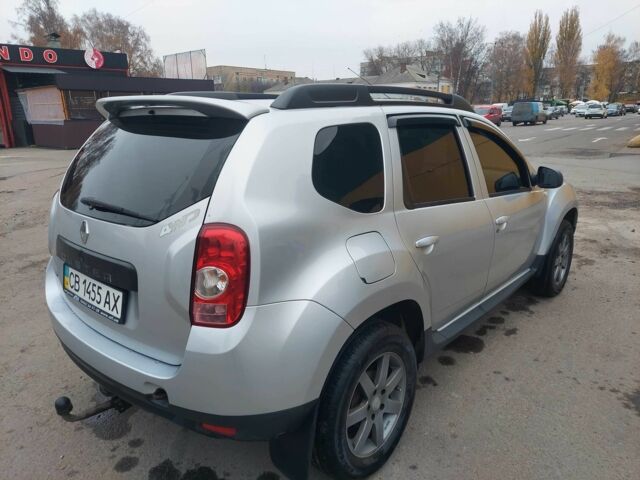 Серый Рено Дастер, объемом двигателя 1.6 л и пробегом 223 тыс. км за 8400 $, фото 3 на Automoto.ua