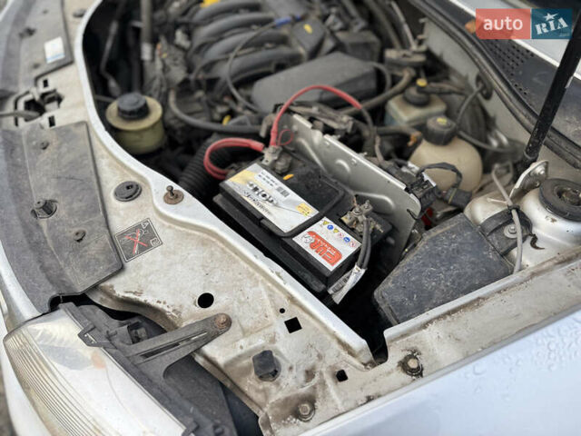 Серый Рено Дастер, объемом двигателя 1.6 л и пробегом 103 тыс. км за 9700 $, фото 47 на Automoto.ua