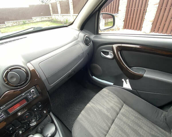 Сірий Рено Дастер, об'ємом двигуна 1.45 л та пробігом 132 тис. км за 9950 $, фото 13 на Automoto.ua