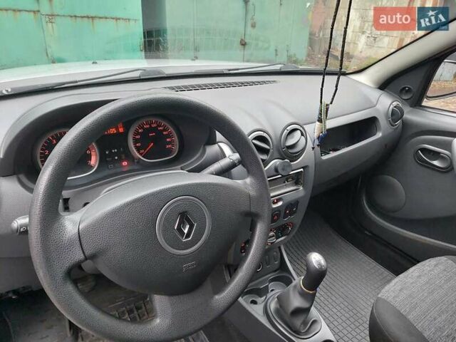 Серый Рено Дастер, объемом двигателя 1.46 л и пробегом 237 тыс. км за 9999 $, фото 16 на Automoto.ua