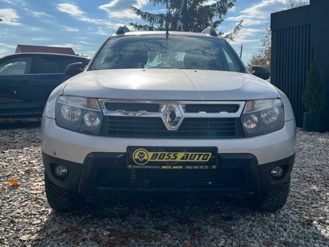 Сірий Рено Дастер, об'ємом двигуна 1.6 л та пробігом 111 тис. км за 8300 $, фото 1 на Automoto.ua