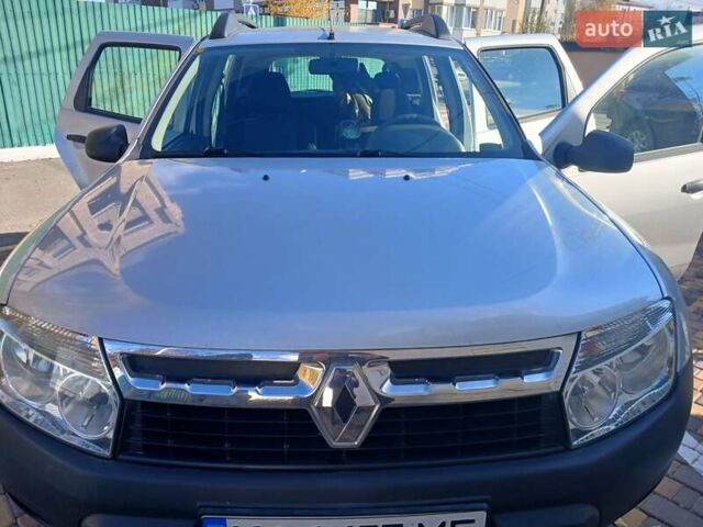 Рено Дастер 2013 в Киеве на Automoto.ua Серый Рено Дастер, объемом двигателя 1.5 л и пробегом 85 тыс. км за 10200 $, фото 1 на Automoto.ua