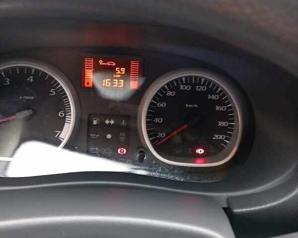 Сірий Рено Дастер, об'ємом двигуна 1.46 л та пробігом 195 тис. км за 10500 $, фото 3 на Automoto.ua