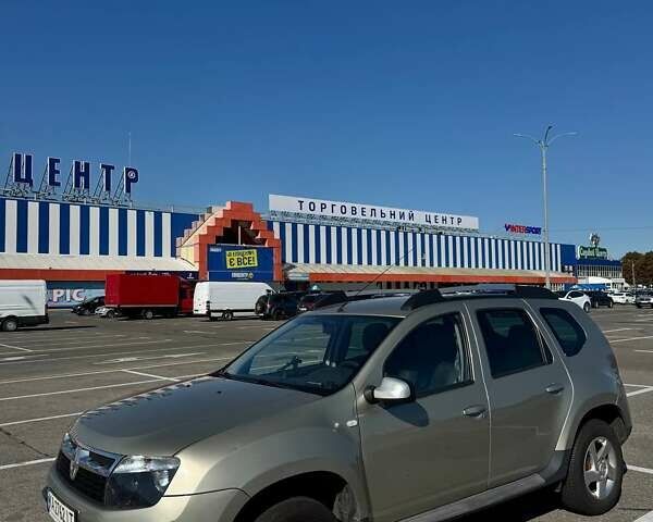Сірий Рено Дастер, об'ємом двигуна 1.6 л та пробігом 158 тис. км за 8000 $, фото 2 на Automoto.ua